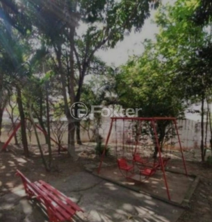 Image 10 - 898751