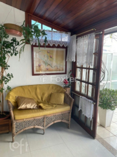 Image 9 - 898786