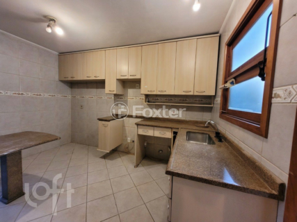 Image 7 - 899007
