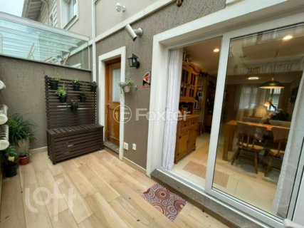 Image 9 - 899062