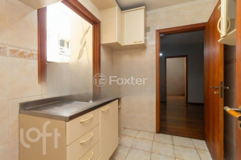 Image 8 - 899152
