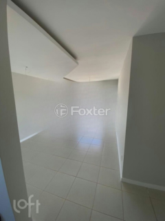 Image 7 - 899216