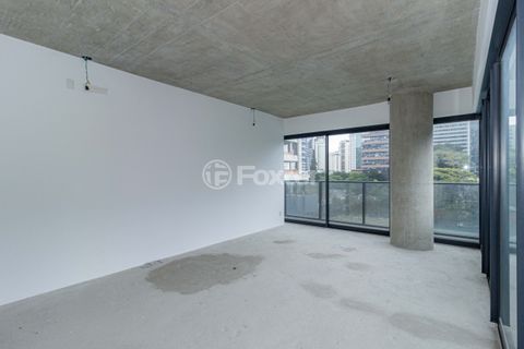 Image 7 - 899264