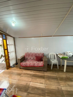 Image 6 - 899408