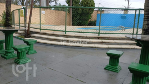Image 8 - 899430