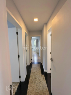 Image 7 - 899513