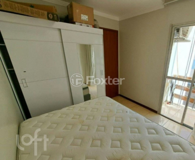 Image 7 - 899610
