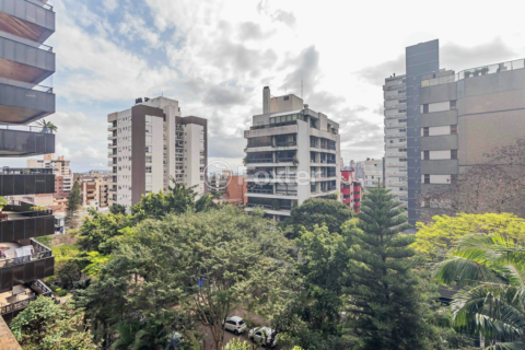Image 3 - 899695