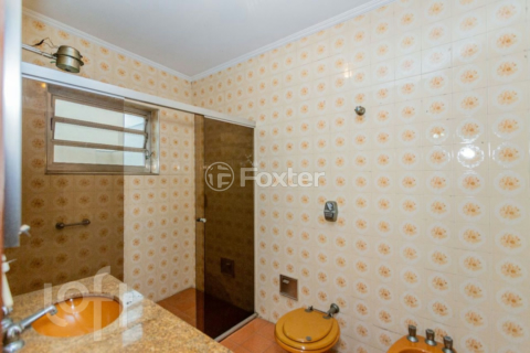Image 50 - 899768