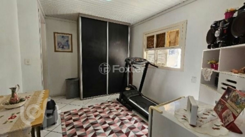 Image 9 - 899810
