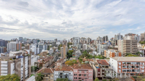 Image 23 - 899897