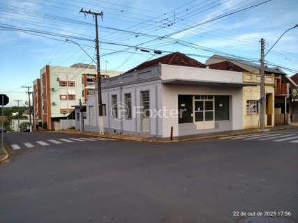 Image 4 - 899941