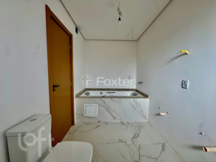 Image 15 - 900011