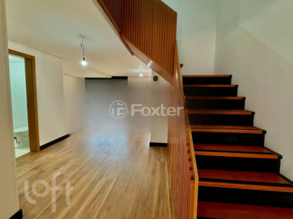Image 6 - 900011