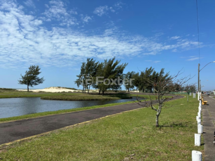 Image 4 - 900114