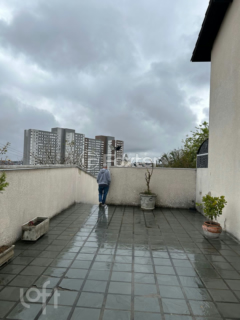 Image 14 - 900189