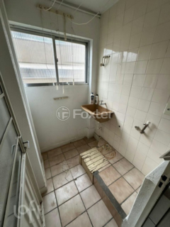 Image 7 - 900267