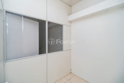 Image 7 - 900420