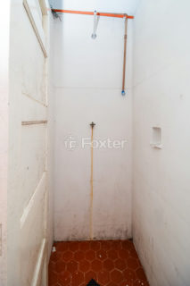 Image 27 - 900420