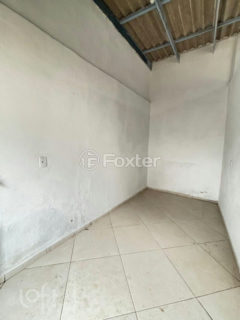 Image 28 - 900692