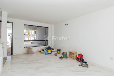 Image 11 - 900713