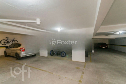 Image 11 - 900728