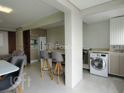 Image 1 - 900785