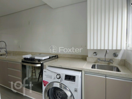 Image 4 - 900785