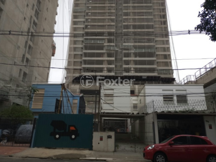 Image 2 - 900886