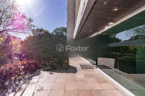 Image 19 - 901911