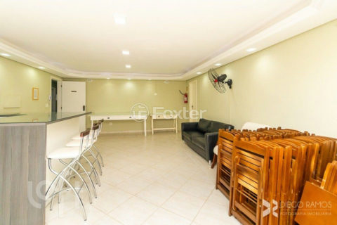 Image 29 - 902870