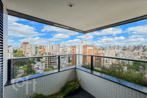 Image 4 - 902882