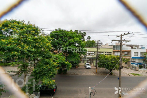 Image 37 - 903268