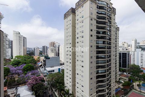Image 4 - 903384