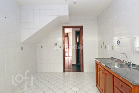 Image 7 - 905073