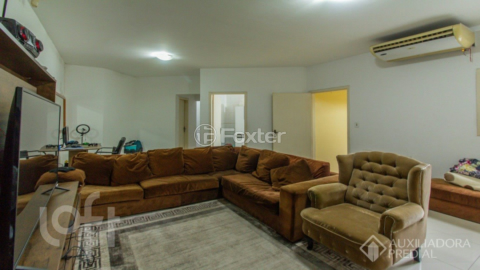 Image 3 - 905290
