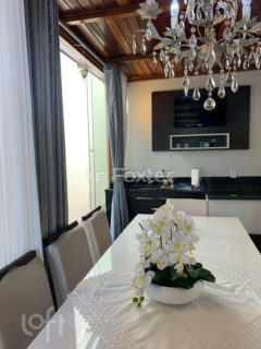 Image 7 - 905447