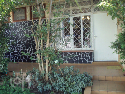 Image 5 - 905473