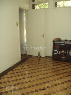 Image 8 - 905473