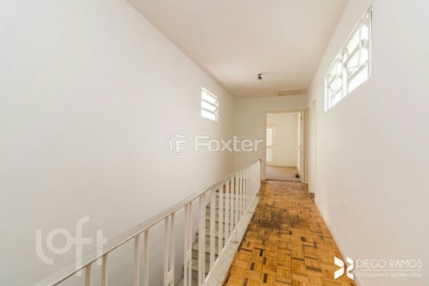 Image 28 - 905644