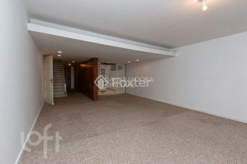 Image 57 - 905644