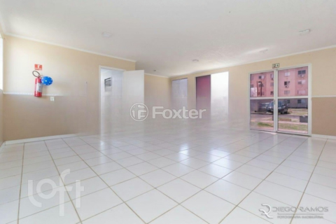 Image 4 - 906213