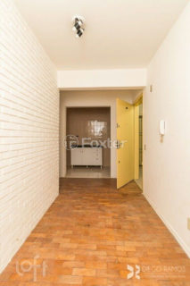 Image 10 - 906522