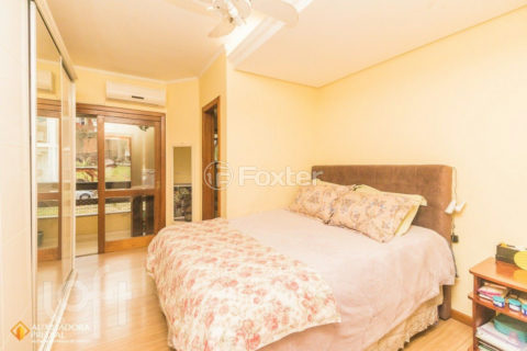 Image 7 - 907241