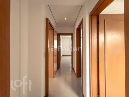 Image 17 - 907666