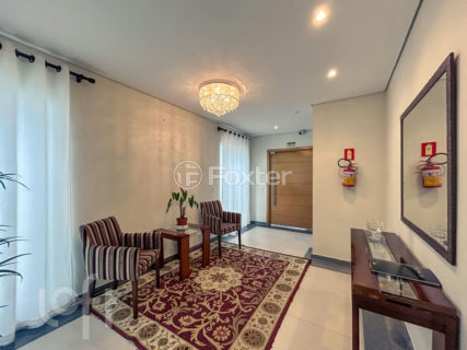 Image 22 - 907666