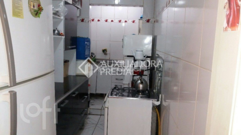 Image 7 - 909060