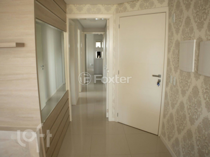 Image 7 - 909313