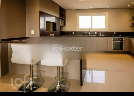 Image 3 - 909686