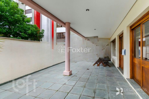 Image 41 - 910096